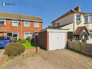 Burnham Drive, Worcester Park